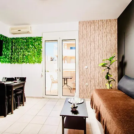 Pearl Seaside Cozy Chania (Crete)