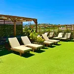 Pearl Seaside Cozy *