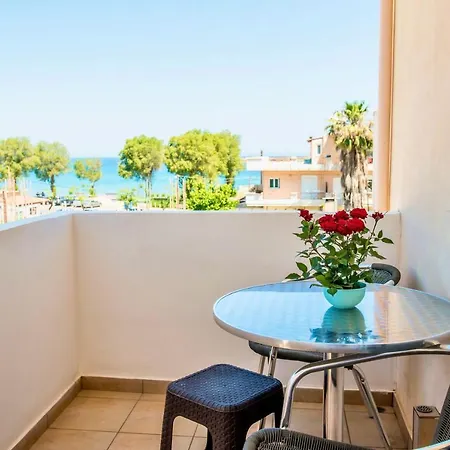 Pearl Seaside Cozy Chania (Crete)