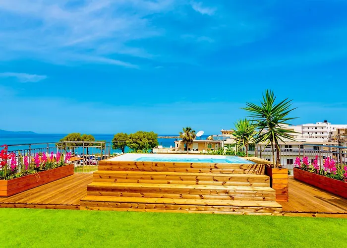 Апартаменти Pearl Seaside Cozy *