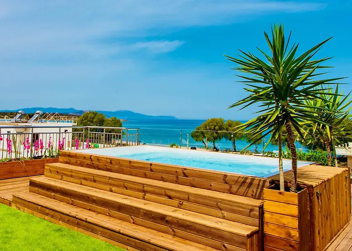 Pearl Seaside Cozy Апартаменти